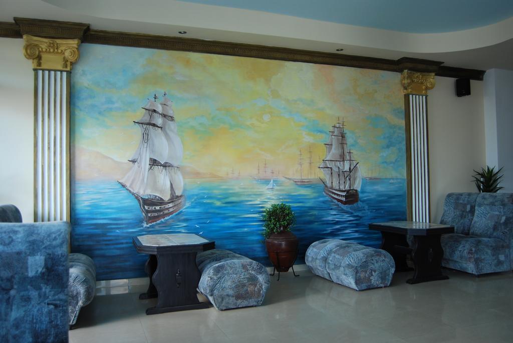 Alpina Hotel Lozenets Bagian luar foto