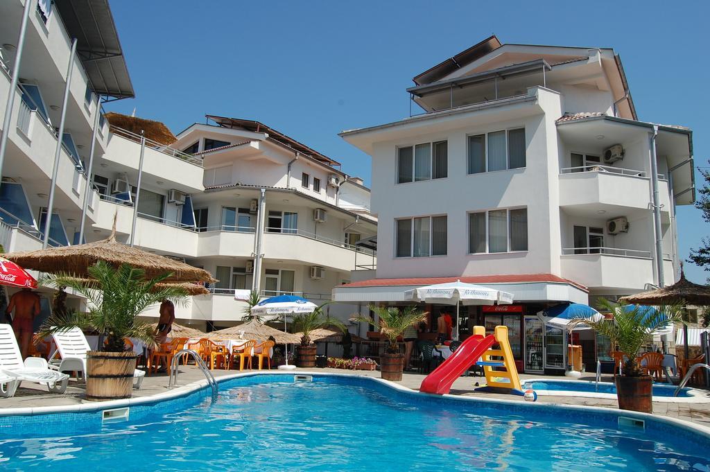 Alpina Hotel Lozenets Bagian luar foto